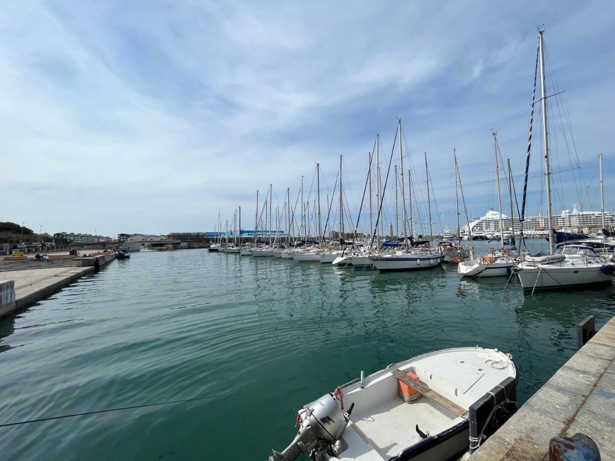 Kasia Porta Sul Mare Di Livorno Free Parking Екстер'єр фото